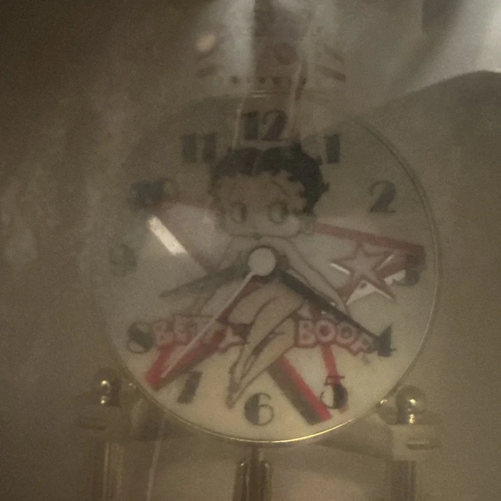 Betty Boop Star Porcelain Anniversary Clock w/Glass Dome Rare Variant